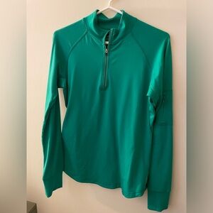 Reebok M green long sleeve athletic top